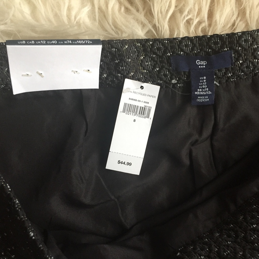 GAP Skirt - Picture 5 of 8